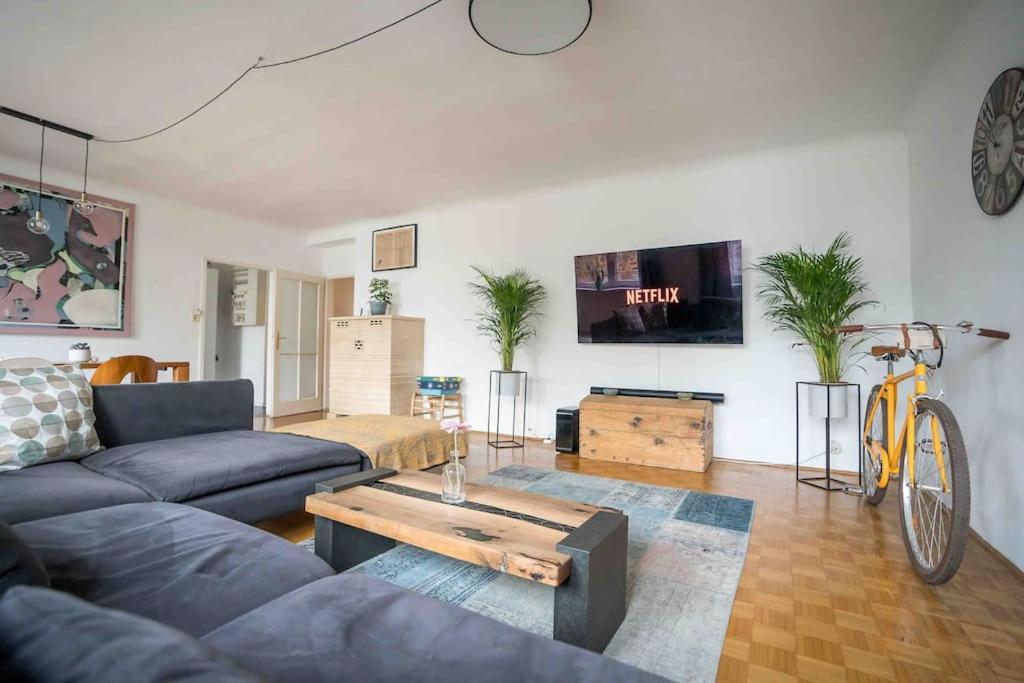 Cozy And Stylish Apartment Near Schoenbrunn Castle Wien Eksteriør billede